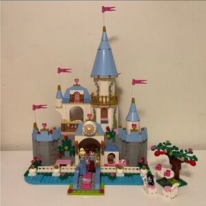 Lego 41055 cinderella castle with instructions no box